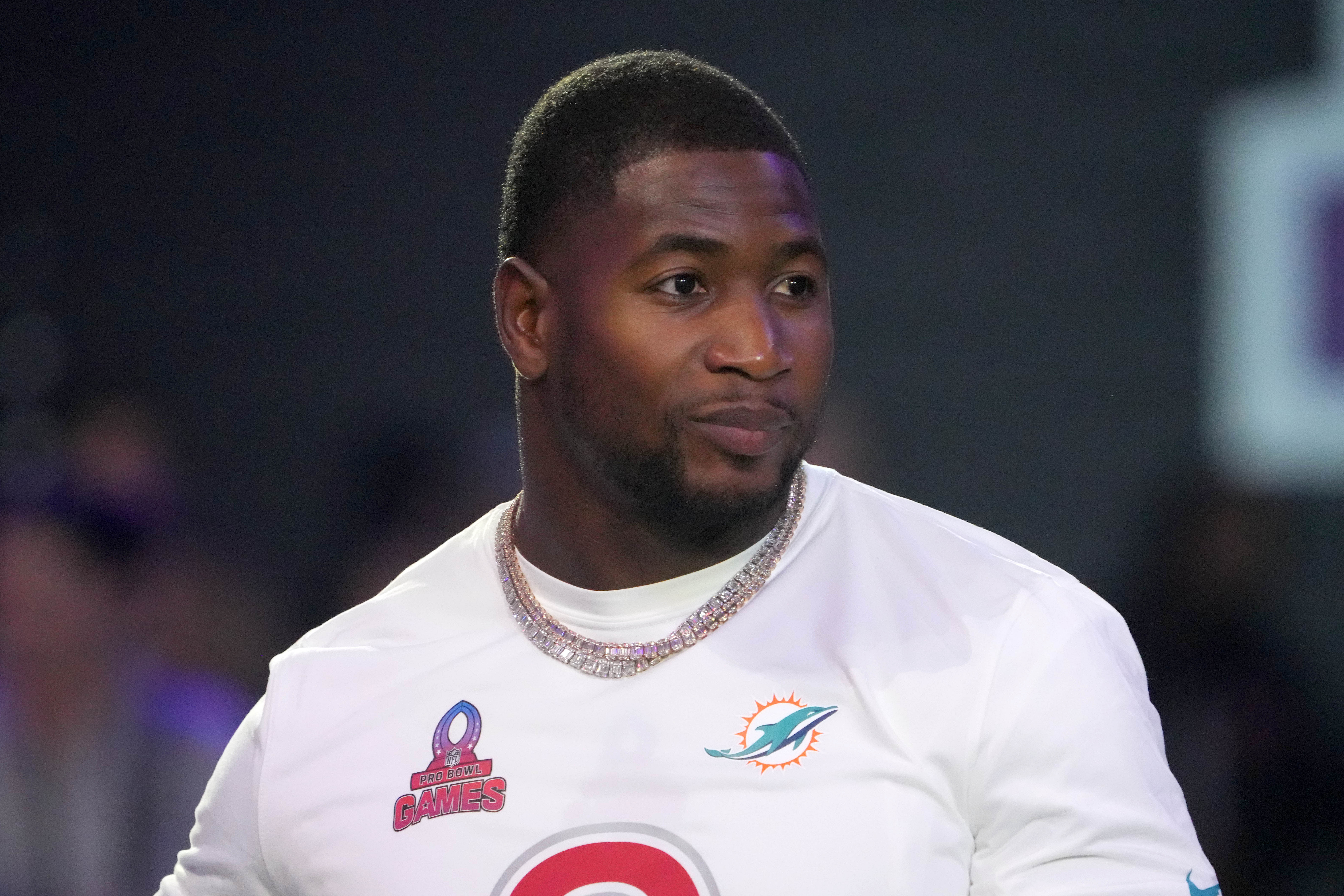 NFL: Pittsburgh Steelers TE Jonnu Smith - Source: Imagn
